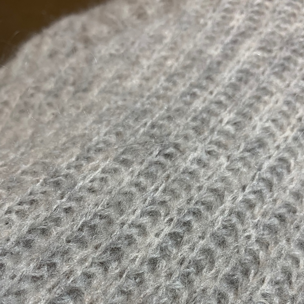 * SOLD * ITALIAN MOHAIR SWEATER - Picture 2 of 6